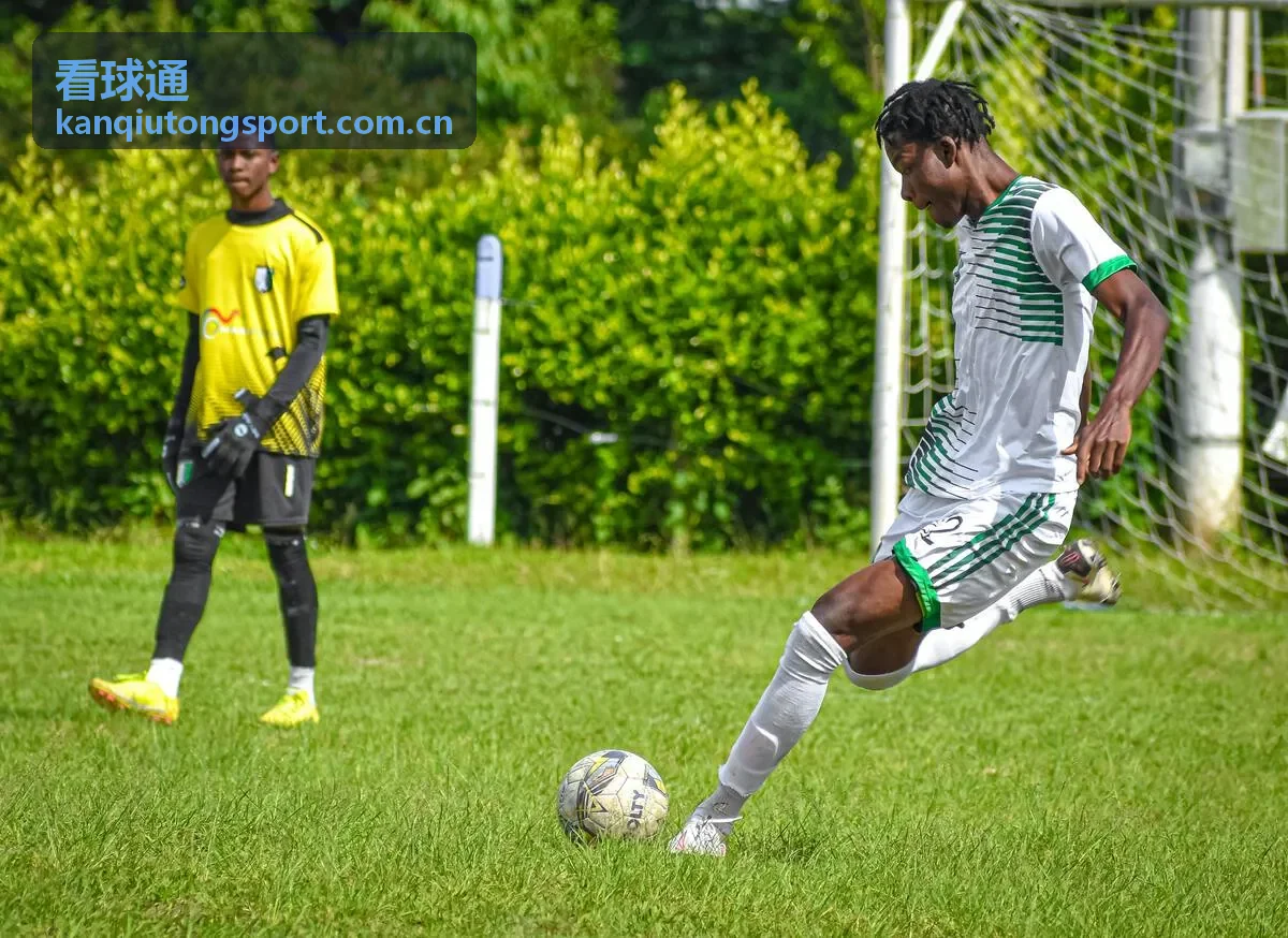 看球通通勤观赛场景